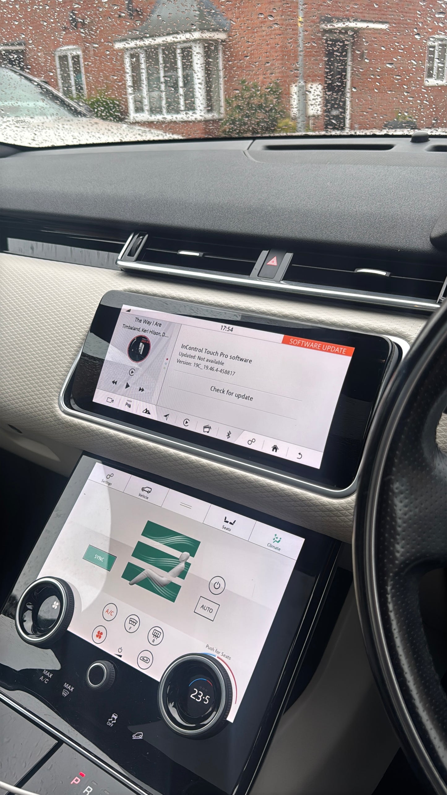Ranger Rover / Jaguar Apple CarPlay & Android Auto activation