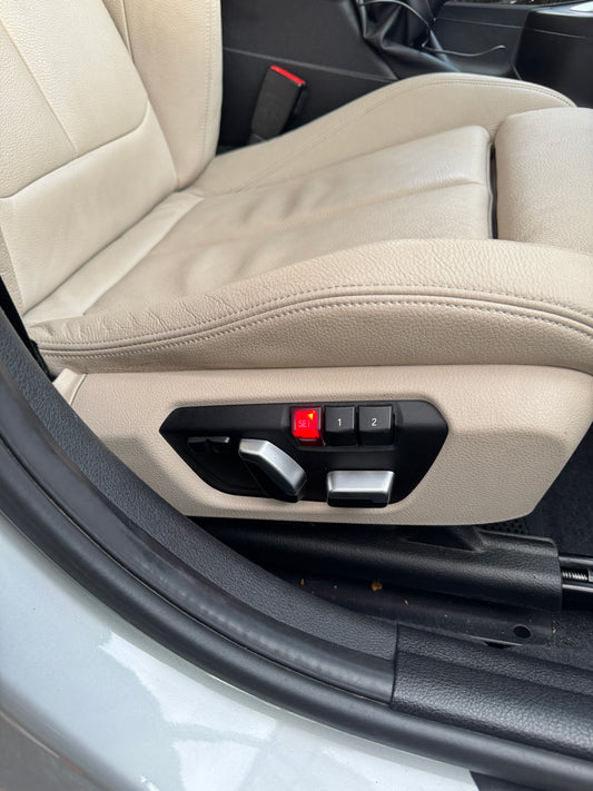 Driver seat memory controls