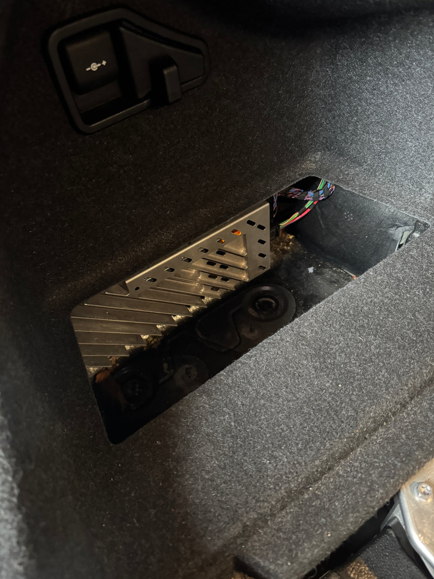 BMW F3x Harman Kardon (688)